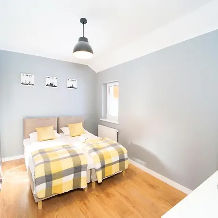 Διαμέρισμα Everysky - Emilii Plater 18b