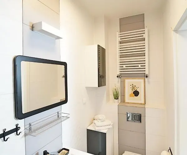 Apartment Everysky - Emilii Plater 18b